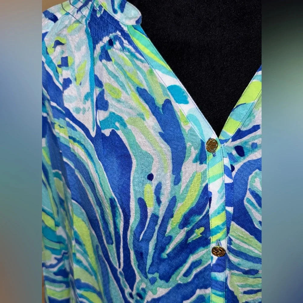 Lilly Pulitzer Button Front Top – Size M - Picture 2 of 4